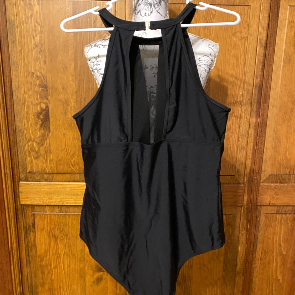 Daci High Neck Plunge Mesh Cutout Swimsuit - Picture 5 of 8